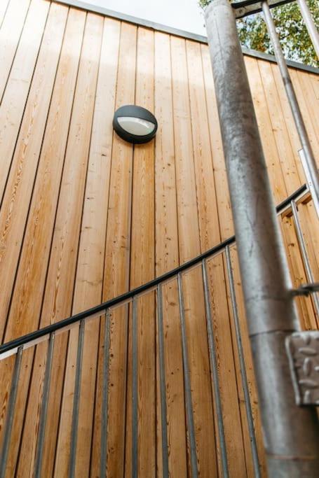Carmen Eco-Pod / Treehouse, Close To Cabot Circus Bristol Buitenkant foto